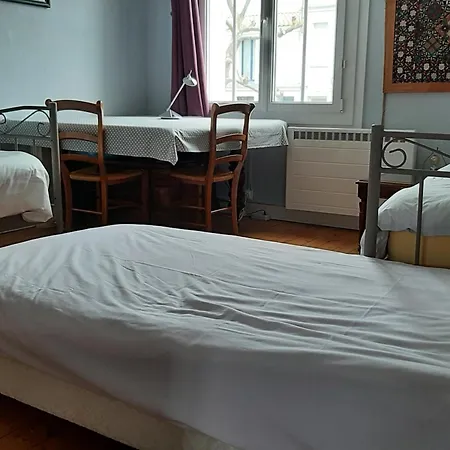 Maison De Elegante Avec Cour, Proche Plages Et Commerces, Wi-fi Et Equipements Complets ! - Fr-1-325-22 펜션
