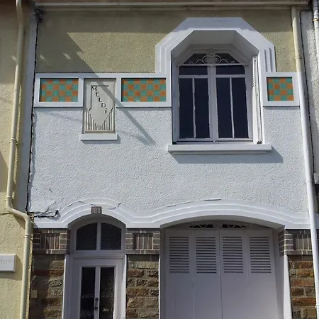 Maison De Elegante Avec Cour, Proche Plages Et Commerces, Wi-fi Et Equipements Complets ! - Fr-1-325-22 *